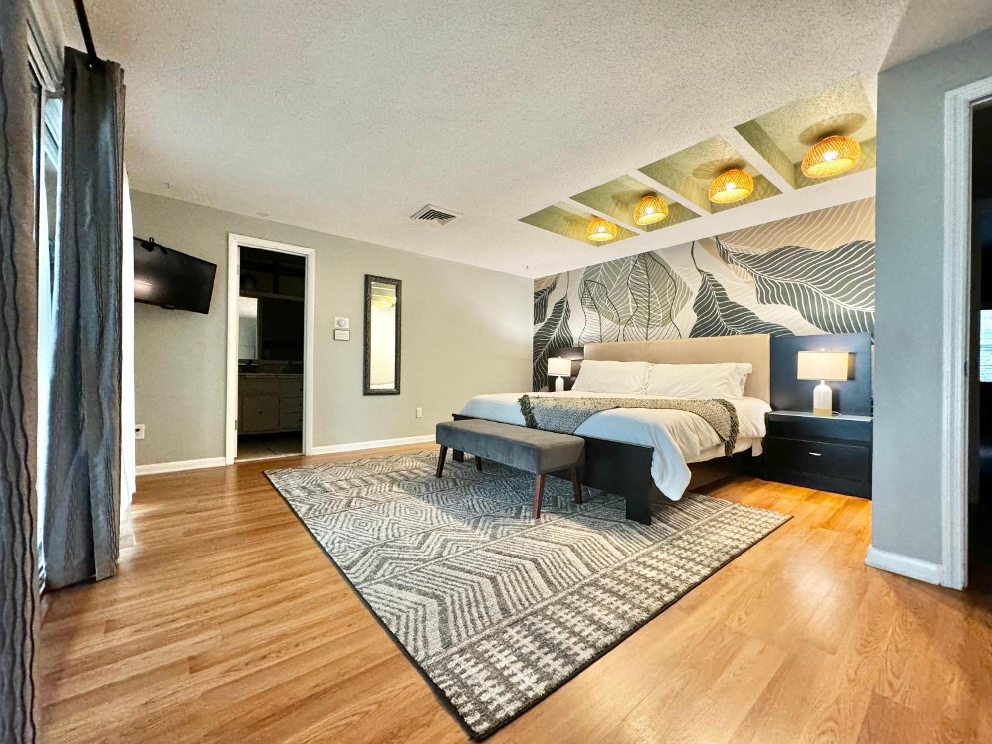 Spacious Lakefront House With Pool, Hottub, & Boating 奥兰多 外观 照片
